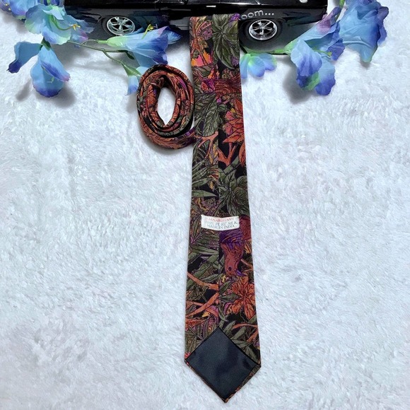 Janardhan's 100% Pure Silk Tie - Picture 4 of 6